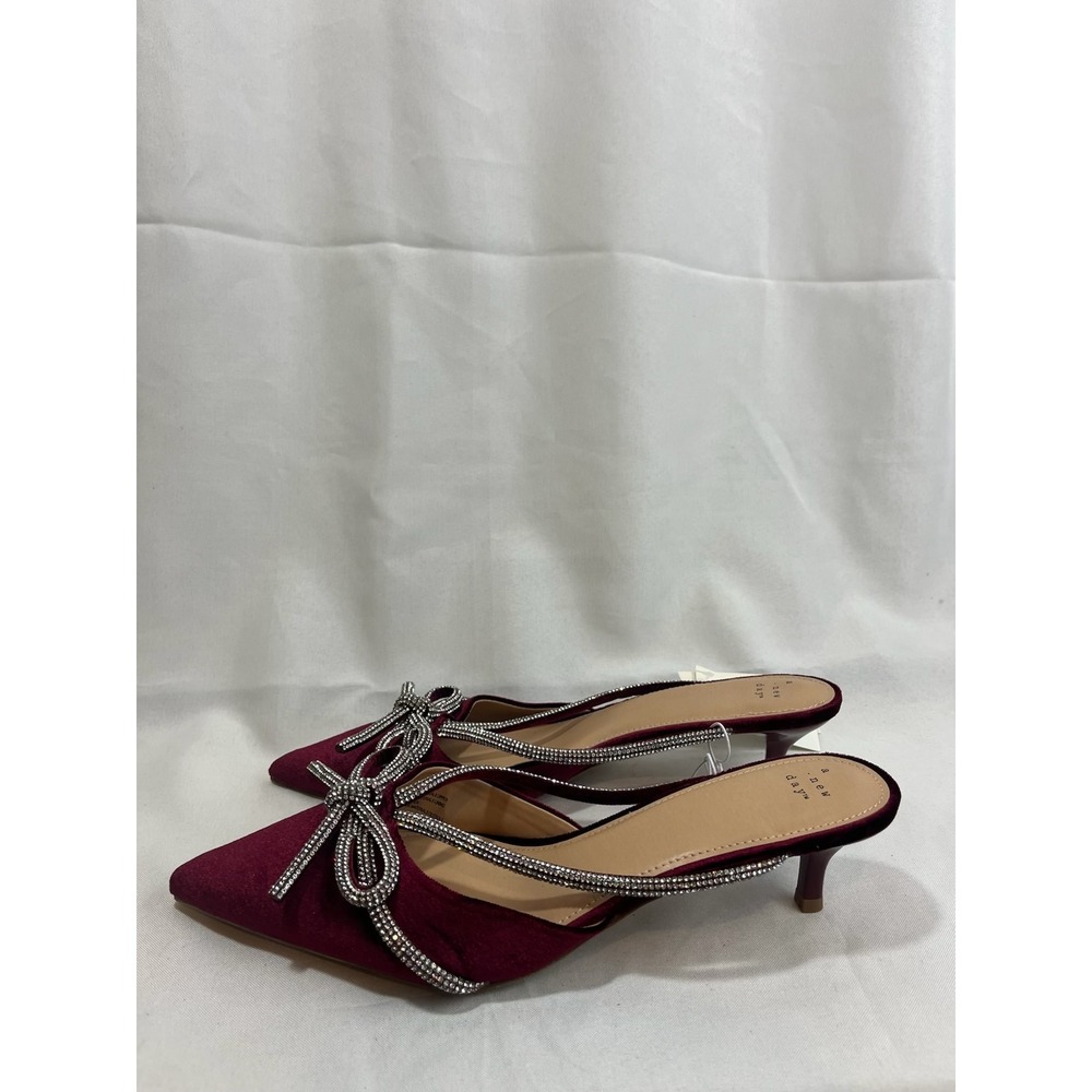 A New Day Burgundy Velvet Rhinestone Bow Pointed Toe Kitten Heel Mules Size 11